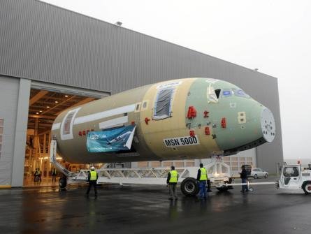 �տ���һ���ͻ�A350�˵�ͼ¬�Ƚ���ʼ��װ(ͼ)