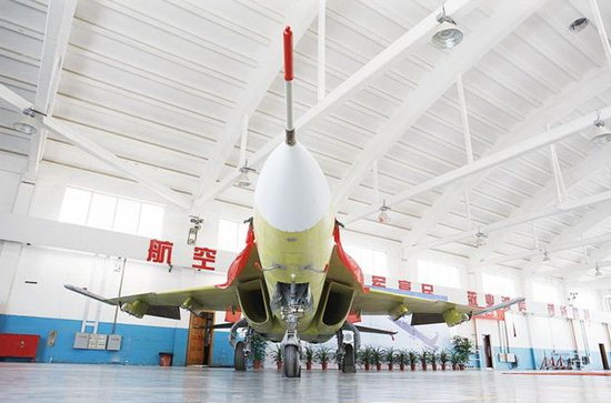 中航L15高教机脉动生产线已能投入使用