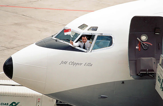 Ӱ�������ֶ�����˽�˷ɻ���������Ӧ����½