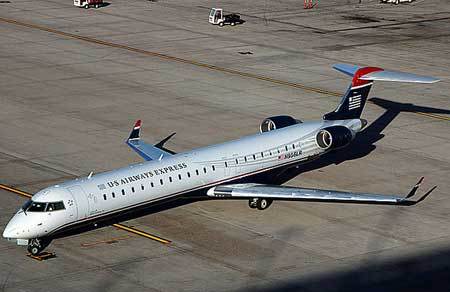 �Ӱ͵�CRJϵ�зɻ�