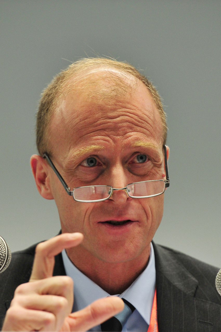 ���пͳ���˾���¼��º�չ���м��߻�